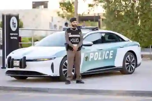 مرور مكة يعلن من اليوم منع نهائي لوقف السيارات بكل أنواعها