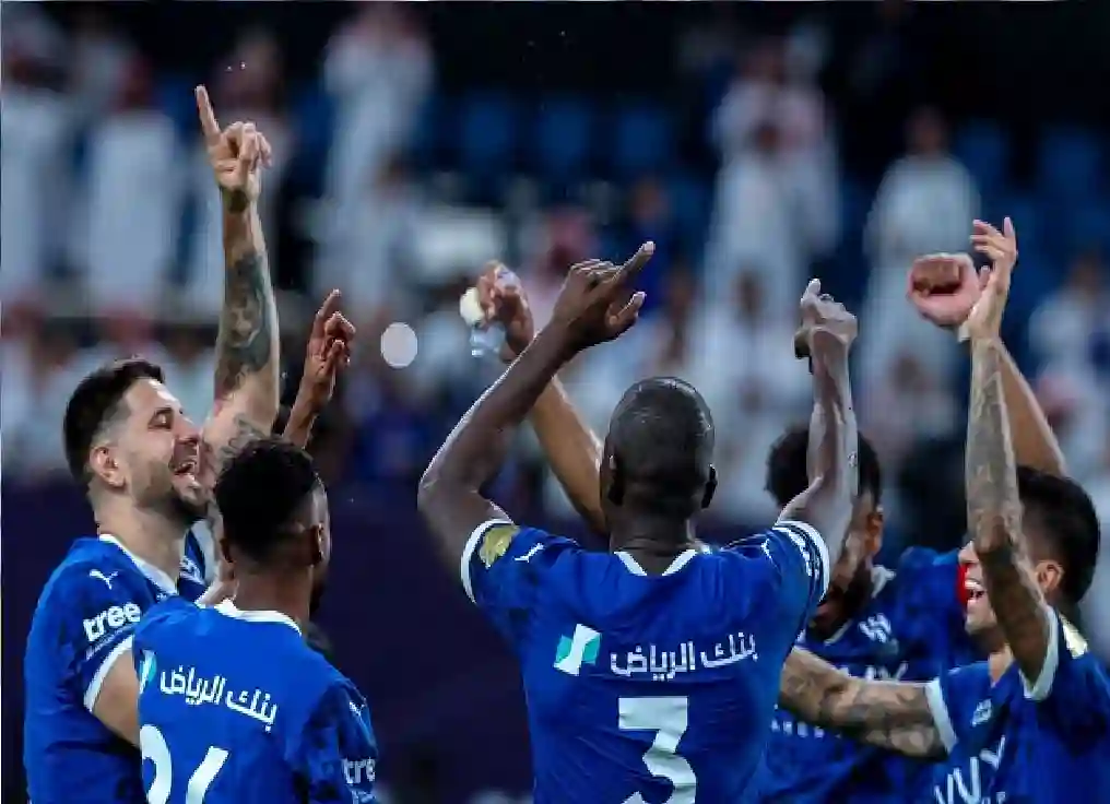 خسارة كبيرة في الهلال بعد إعلان نجم كبير رحيله عن النادي قبل كأس العالم للأندية